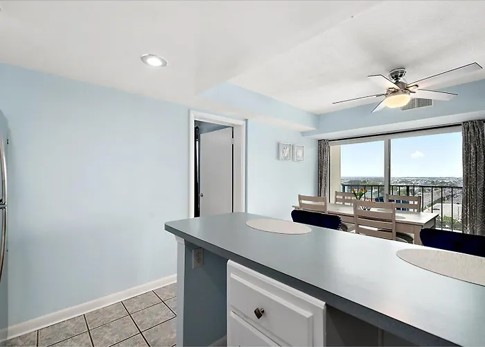 Holiday home 2 Bedroom Ocean View With Outdoor Pool! *