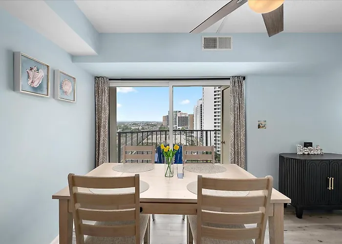 2 Bedroom Ocean View With Outdoor Pool!