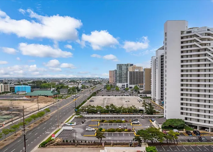 2 Bedroom Ocean View With Outdoor Pool! * Ocean City